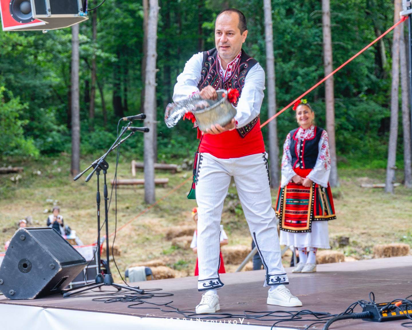 Кметът Калин Каменов Кметът Калин Каменов